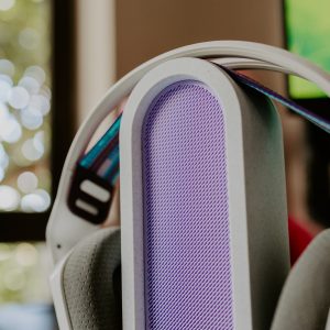 Portal Headphone Stand - Image 4