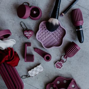 Nifty Needs Gift Box - Image 4